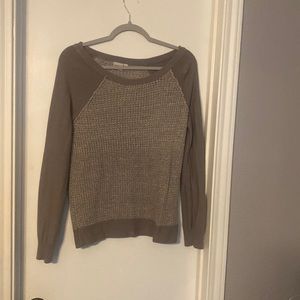 Mudd Gray Top